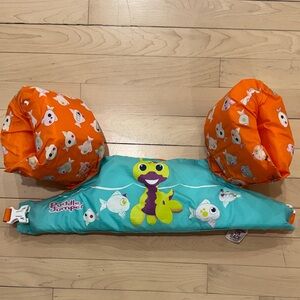 Kids’ Stearns Puddle Jumper – Fish Print – Type III PFD